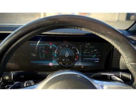 2019 Mercedes-Benz E Class - thumbnail 13