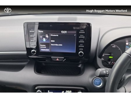 2023 Toyota Yaris HYBRID LUNA,RIDICOUSLY LOW MILEAGE! €23,995 thumbnail