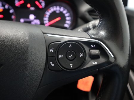 2022 Opel Crossland X *80* SPORT 1.2 83PS-PET-5SP 5DR €15,750 thumbnail