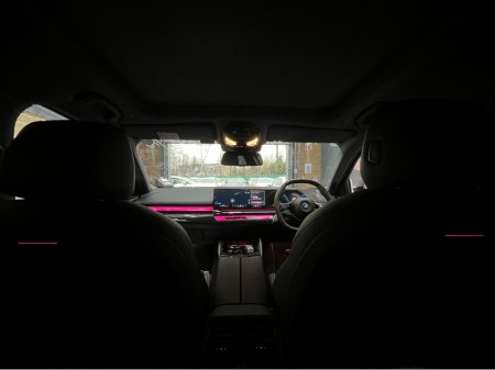 2024 BMW i5 2024 BMW I5 EDRIVE40 TOURING EXCELLENCE ELECTRIC AUTOMATIC / CRUISE CONTROL / 360° CAMERA / ELECTRIC MEMORY & HEATED SEATS / APPLE CARPLAY / PANORAMIC SUNROOF / PADDLE SHIFTERS / AMBIENT LIGHT thumbnail