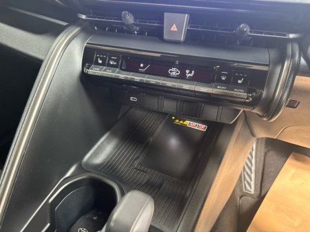 2024 Toyota C-HR - thumbnail 13