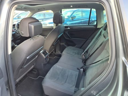 2019 Volkswagen Tiguan - thumbnail 11