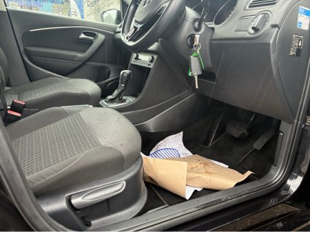 2015 Volkswagen Polo - thumbnail 10