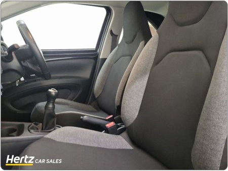 2023 Toyota Aygo X - thumbnail 5