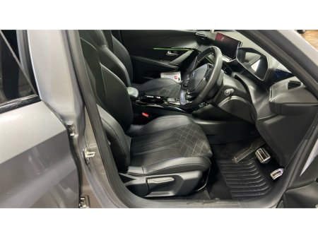 2022 Peugeot 208 - photo 4