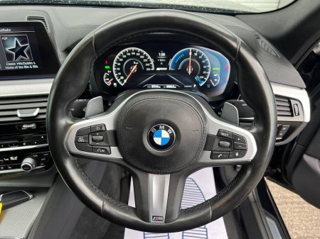 2019 BMW 5 Series 530e M-SPORT COMPETITION 2.0 HYBRID // NEW 20