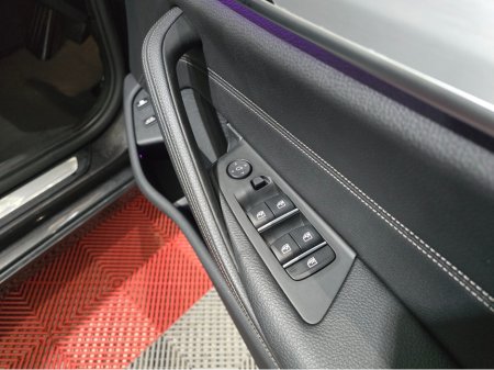 2018 BMW 5 Series - thumbnail 30