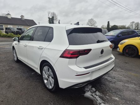 2023 Volkswagen Golf - thumbnail 4