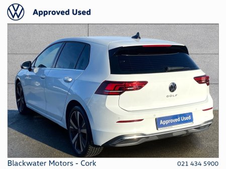 2024 Volkswagen Golf 1.5TSI 150BHP 5DR STYLE WITH AREA VIEW CAMERA & REAR ASSIST *WAS €40,250 NOW €33,995* €31,995 thumbnail