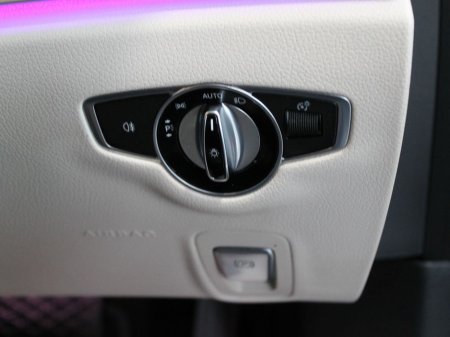 2018 Mercedes-Benz E Class - thumbnail 25