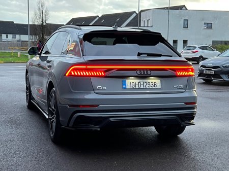 2019 Audi Q8 - thumbnail 9