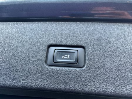 2018 Audi Q8 - thumbnail 26