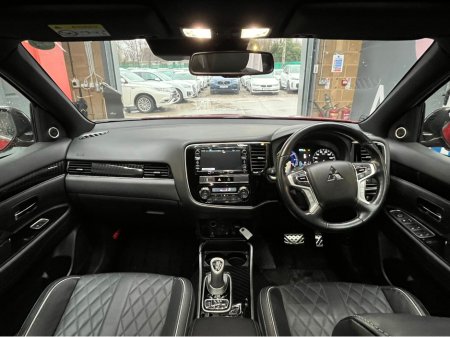 2018 Mitsubishi Outlander €19950! 2018 MISTUBISHI OUTLANDER PHEV HEATED SEATS - SUNROOF - HEATED STEERING WHEEL - CRUISE CONTROL - Reverse Camera €19,950 thumbnail