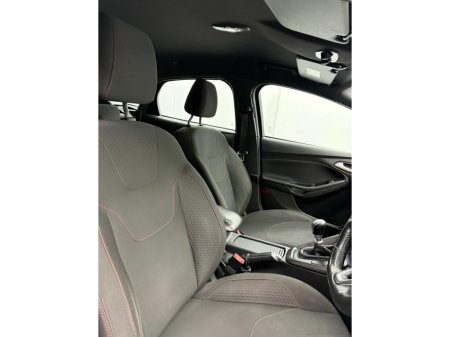 2017 Ford Focus 1.5 TDCi 120PS ST-Line Powershift €10,950 thumbnail