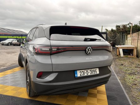 2023 Volkswagen ID.4 - thumbnail 4