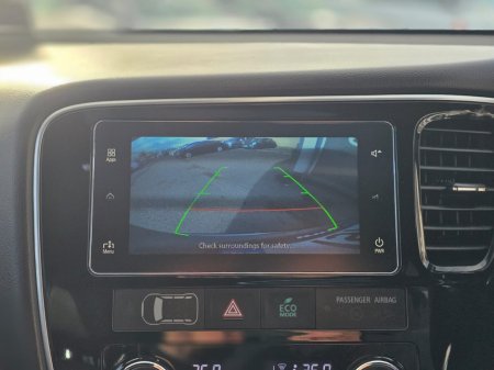 2019 Mitsubishi Outlander OUTL 4WD MT BLACK LINE 4DR €25,950 thumbnail