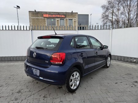 2012 Volkswagen Polo - thumbnail 11