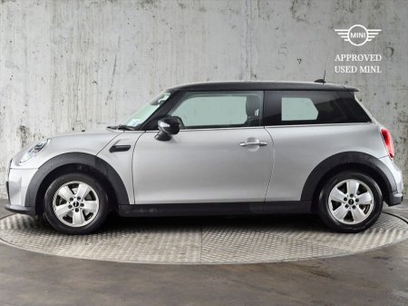 2024 MINI Hatch 3-Door Cooper Classic €29,900