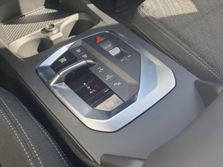 2026 BMW 1 Series - thumbnail 10