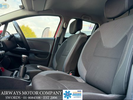 2017 Renault Clio - thumbnail 13