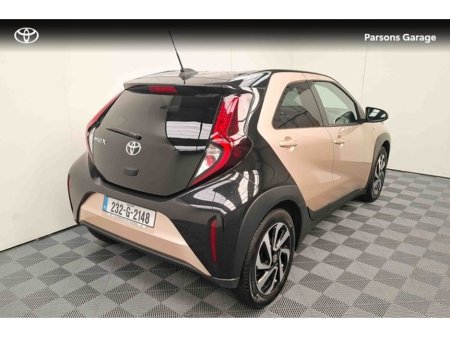 2023 Toyota Aygo X AYGO X 1.0 DESIGN S-CVT €19,995 thumbnail