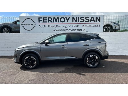 2025 Nissan Qashqai VERY LOW MILEAGE MANUAL PETROL SV PREMIUM €38,495 thumbnail