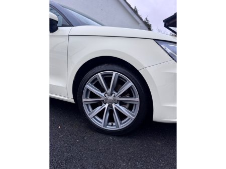 2011 Audi A1 Sportback Audi a1 €8,750 thumbnail