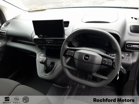 2026 Opel Combo L1H1 Komfort 1.5D 100HP €21,600 thumbnail