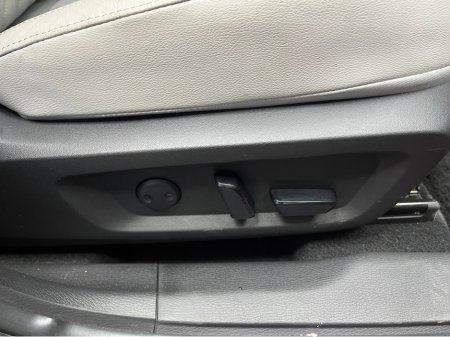 2024 Mitsubishi Outlander - thumbnail 13