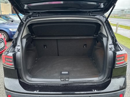 2025 Volkswagen T-Cross EDITION75 1.0 D7F 116H €29,950 thumbnail