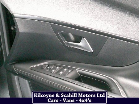 2020 Peugeot 3008 HDI BLUE ALLURE S/S 5DR €22,950 thumbnail