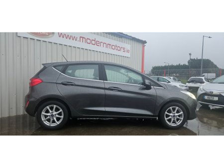 2018 Ford Fiesta ZETEC 1.1 petrol 84bhp 5dr new model €9,950 thumbnail