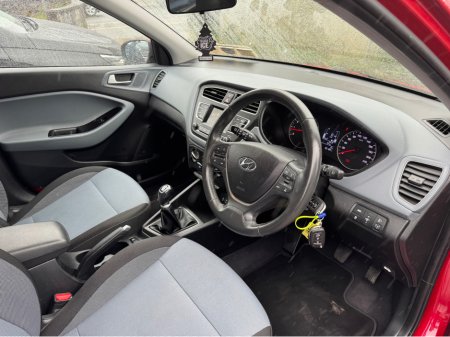 2020 Hyundai i20 - thumbnail 8