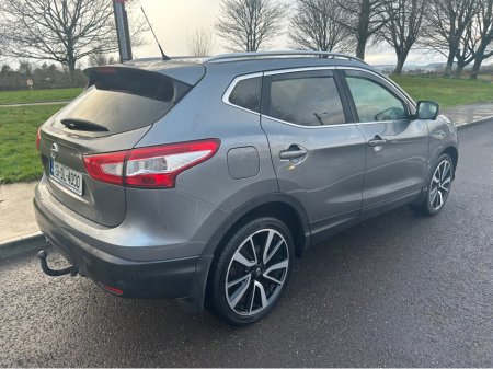 2015 Nissan Qashqai 1.6 DCI TEKNA 130bhp // FULL LEATHER // €9,900 thumbnail