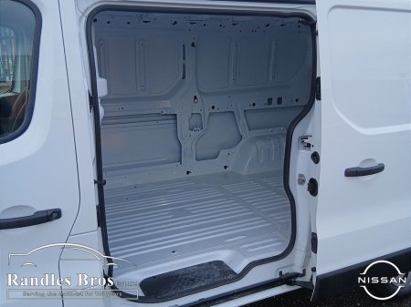 2024 Nissan Primastar - thumbnail 13