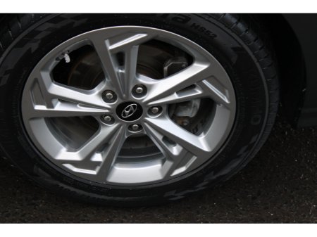 2022 Hyundai Kona 1.0 T-GDI Executive Two Tone Roof €22,950 thumbnail