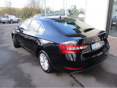 2022 Skoda Superb - thumbnail 7