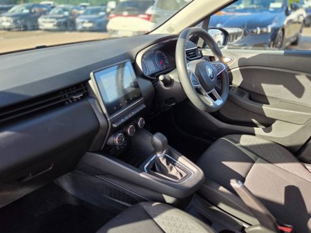 2023 Renault Clio - thumbnail 11