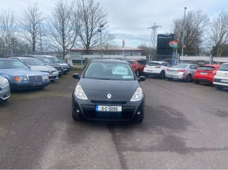 2011 Renault Clio - thumbnail 2