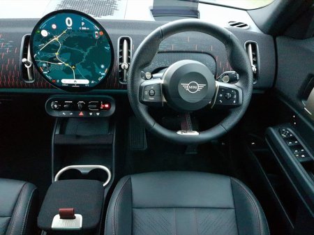 2025 MINI Countryman Cooper Classic thumbnail