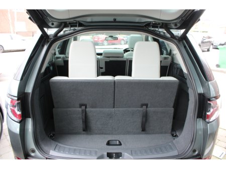 2015 Land Rover Discovery - thumbnail 11