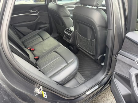 2022 Audi e-tron 55 S LINE QUATTRO COUPE//SUPERB SPEC//VERY LOW MILEAGE//IMMACULATE CONDITION//AUDI HISTORY//SIMI AND AA DEALER €34,450 thumbnail