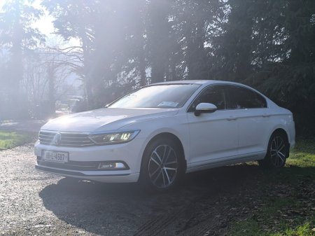 2018 Volkswagen Passat - thumbnail 9