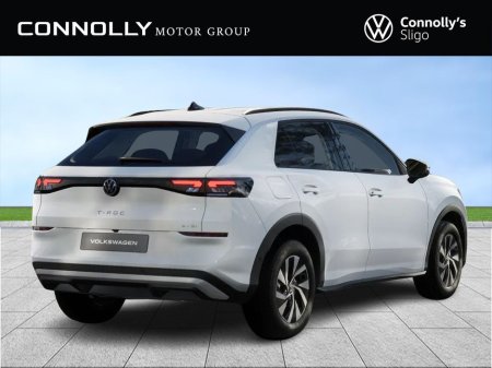 2026 Volkswagen T-Roc - thumbnail 2