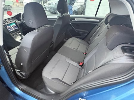 2014 Volkswagen Golf - thumbnail 22