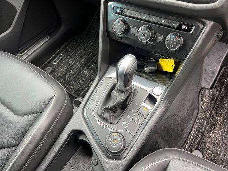 2018 Volkswagen Tiguan - thumbnail 11