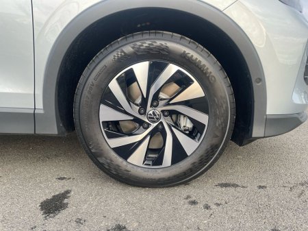 2026 Volkswagen Tiguan EDITION 75 2.0TDI DSG 150HP €53,507 thumbnail