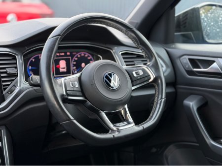 2021 Volkswagen T-Roc R-LINE - 2.0L DIESEL - AUTO - 12M WARRANTY - CAR: 1699 €29,950 thumbnail