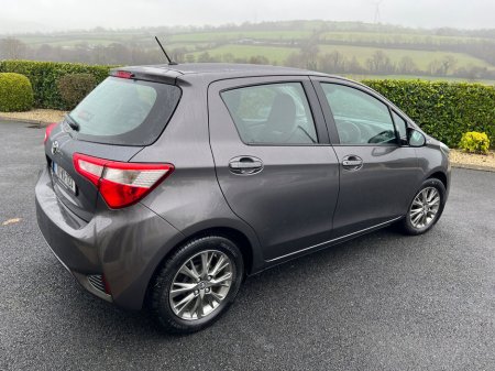 2018 Toyota Yaris 1.0 VVT-i 5Dr Luna €13,450 thumbnail