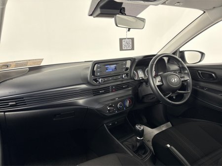 2021 Hyundai Bayon COMFORT PLUS 5DR**MULTIFUNCTIOAL STEERING WHEEL**SEMI DIGITAL DASH**AIR CONDITIONING**ELECTRIC WINDOWS**BLUETOOTH**ISOFIX**BLACK CLOTH INTERIOR**FINANCE AVAILABLE** €16,995 thumbnail